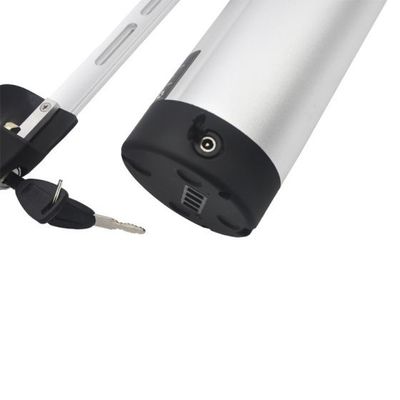 وافق CE / MSDS ضد الانفجار 36V / 48V 10ah 400WH بطارية الدراجة LFP للسيارات مع جهاز التحكم عن بعد للدراجة ثلاثية العجلات الكهربائية
