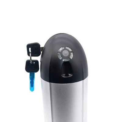 وافق CE / MSDS ضد الانفجار 36V / 48V 10ah 400WH بطارية الدراجة LFP للسيارات مع جهاز التحكم عن بعد للدراجة ثلاثية العجلات الكهربائية