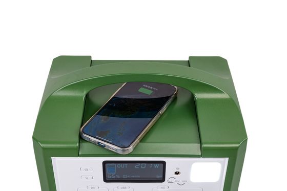 شحن سريع 300W قابلة لإعادة الشحن بطارية ليثيوم أيون كل شيء في واحد مع شاشات LCD