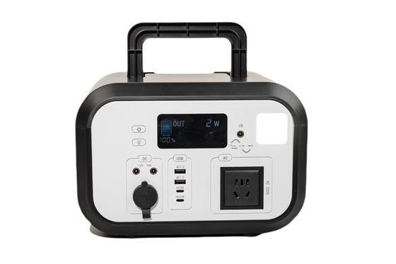 محطة الطاقة الشمسية المحمولة ذات الكفاءة العالية 600WH 220 فولت منفذات التيار المتردد مع تطبيق لنظام احتياطي منزلي